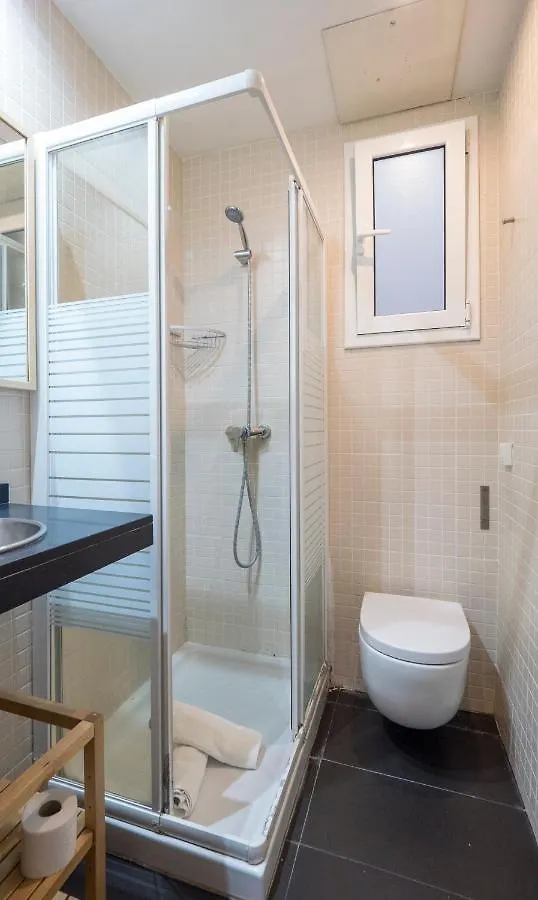 Apartamento Entenca 바르셀로나 0*,